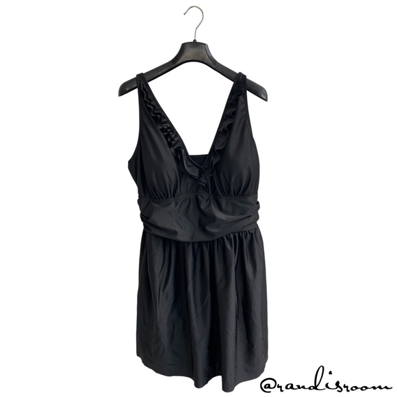 GUC SHEIN Women’s Elegant Black V-Neck Ruffled One-Piece Swim Dress SZ 2XL (16) - Picture 7 of 11